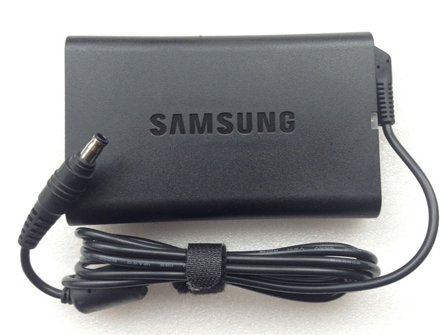 Original 90W Netzteil Samsung 700Z5A-S01DE 700Z7C-S01DE